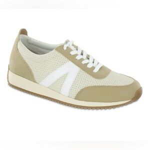 Mia Kable Natural Ivory Low Profile Sneaker Neutral Retro Sz 8
